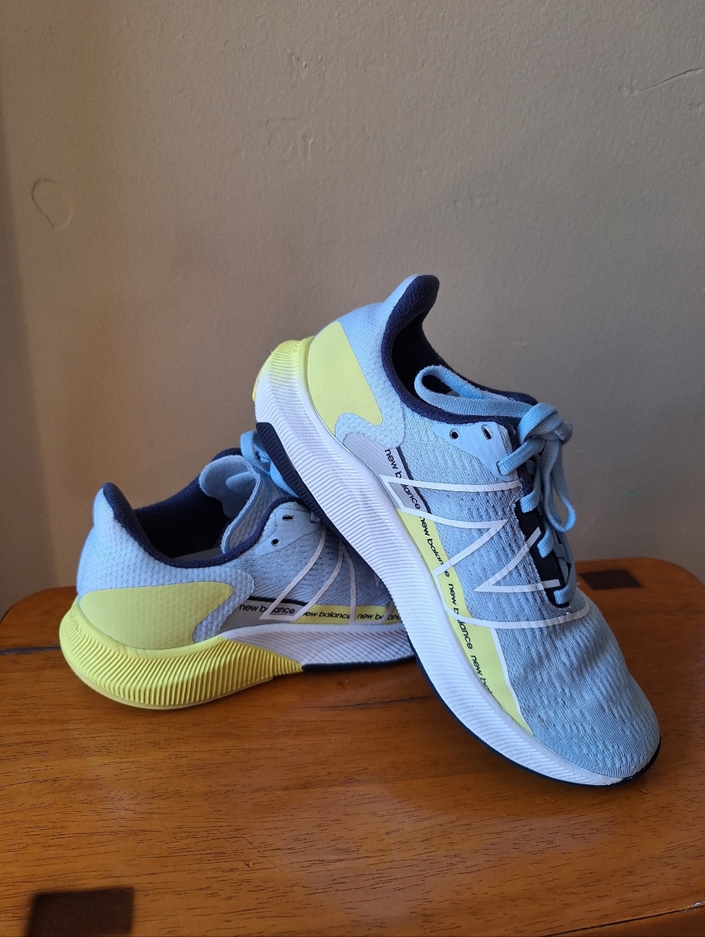 New Balance Women's FuelCell Propel v2 'UV Glow First Light' Size 7B